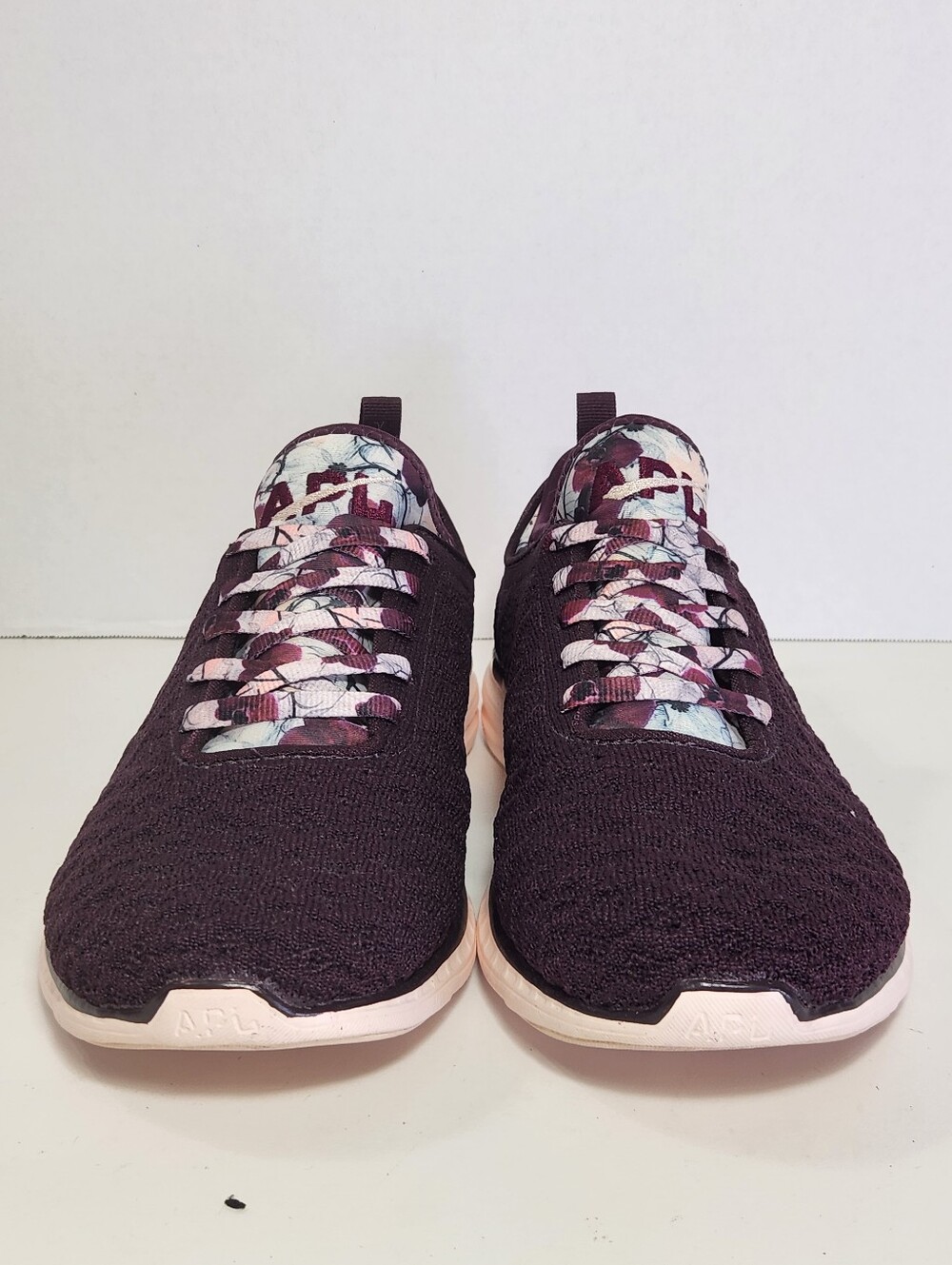 APL Propelium Techloom Phantom Women’s US 7.5 Athletic Sneaker Purple Pink